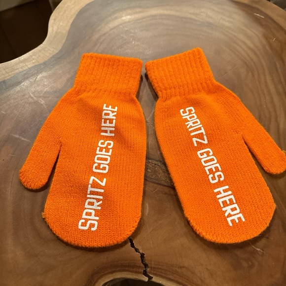 Aperol Orange Mittens - Picture 3 of 4